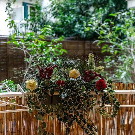 Acropolis Elegant Maisonette By Lodgespot アテネ エクステリア 写真