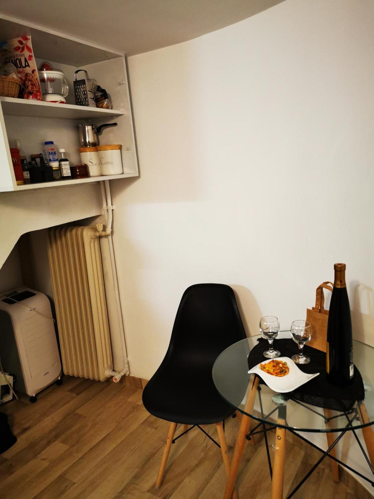 Acropolis Elegant Maisonette By Lodgespot アテネ 部屋 写真