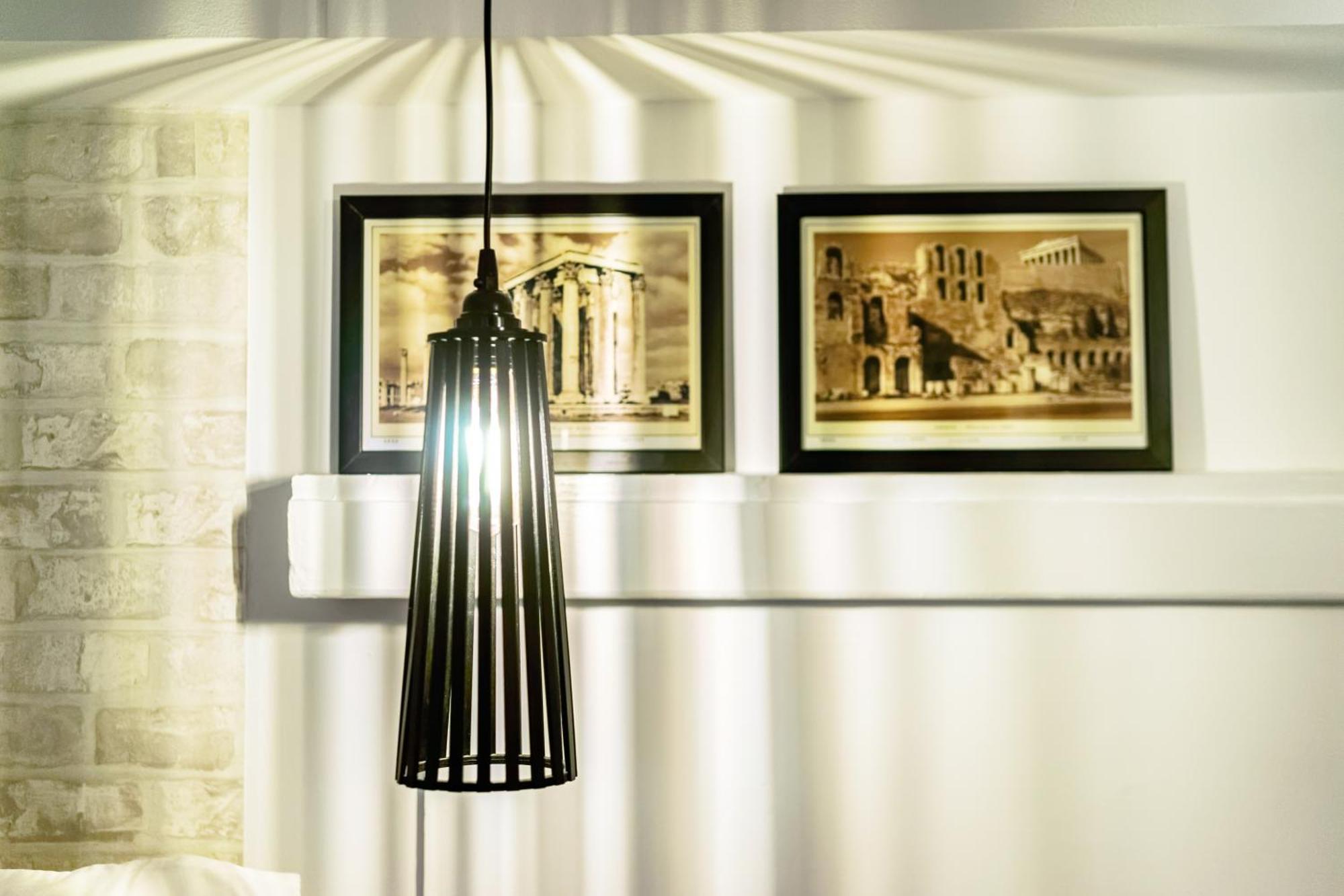 Acropolis Elegant Maisonette By Lodgespot アテネ エクステリア 写真